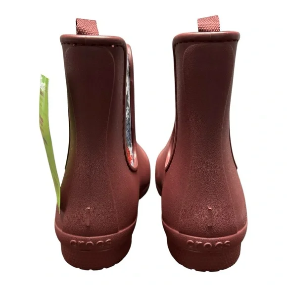Women’s Size 7 CROCS Freesail Chelsea Garnet Waterproof Rain Casual Boot - Picture 7 of 8
